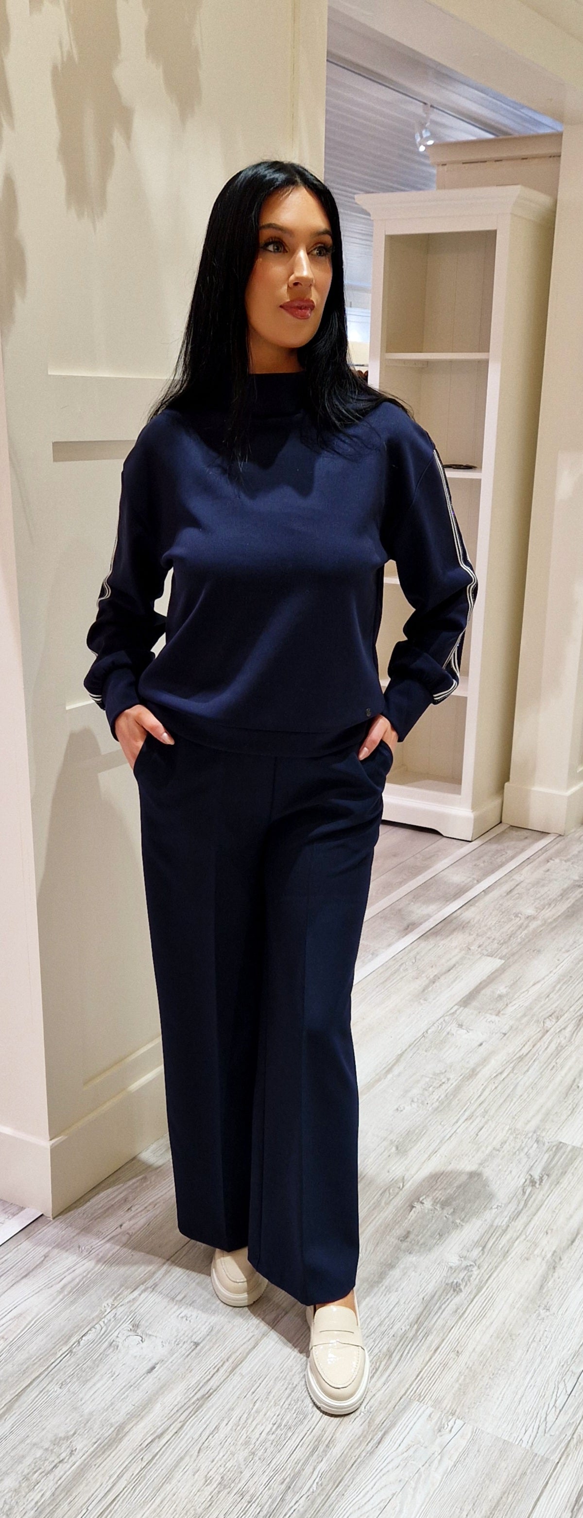 Dark Blue Sweatshirt