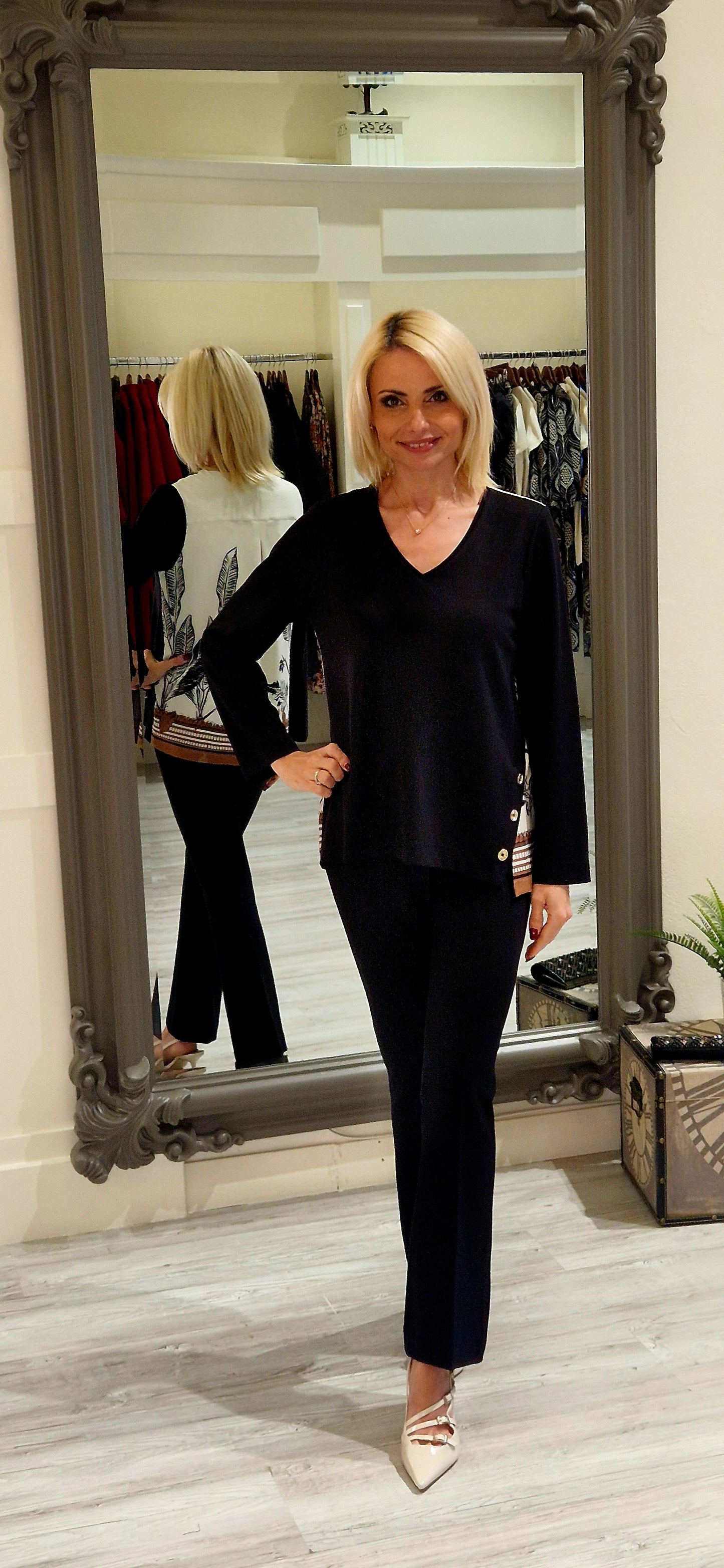 Black Blouse With V-neckline And Leaf Print Back