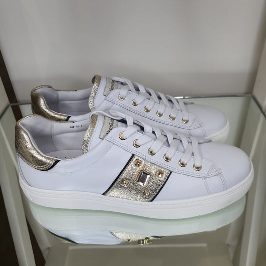 Willow White Leather Gold Sparkle Zip Detail Runner