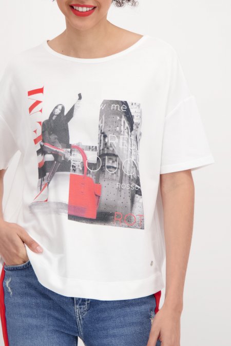 Cream T-Shirt With Front Motive
